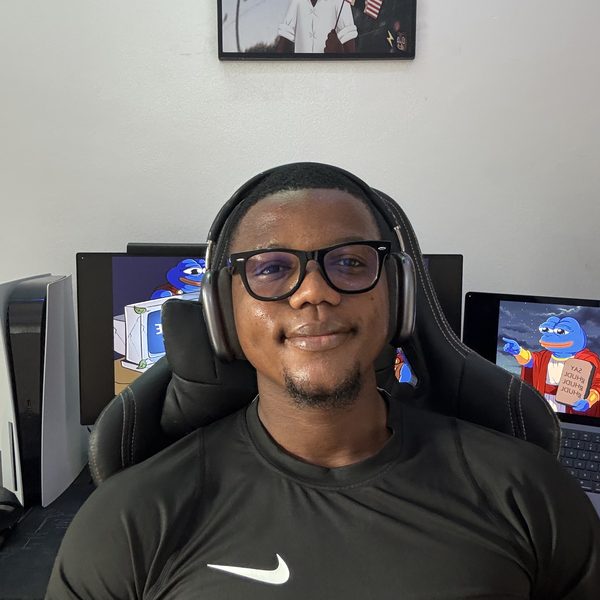 Portrait of Israel Olanrewaju Amoo